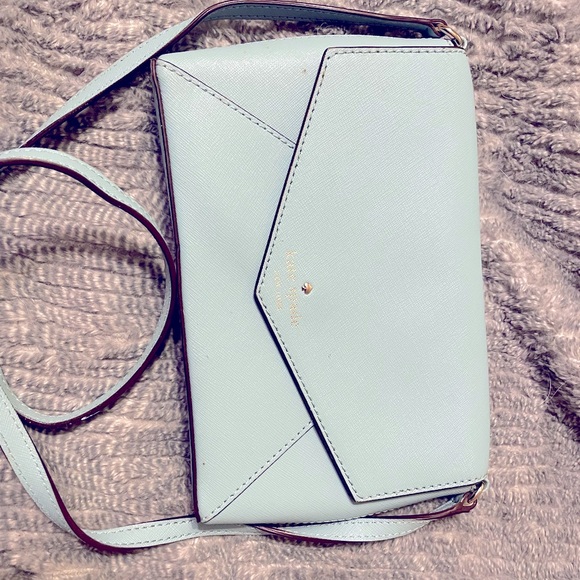Kate Spade Crossbody envelope clutch with strap - Picture 1 of 3